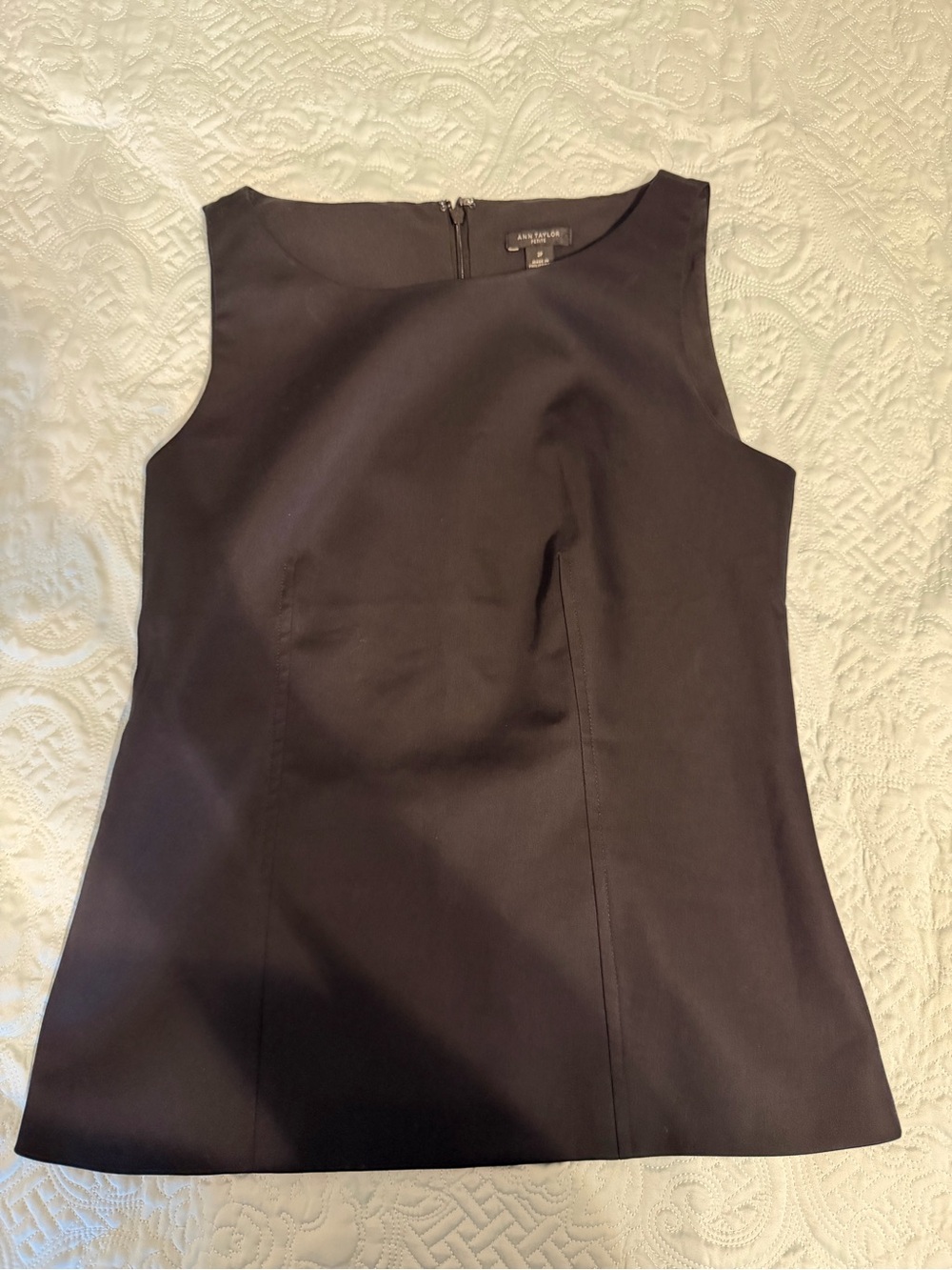 Ann Taylor Black Sleeveless Shell Top